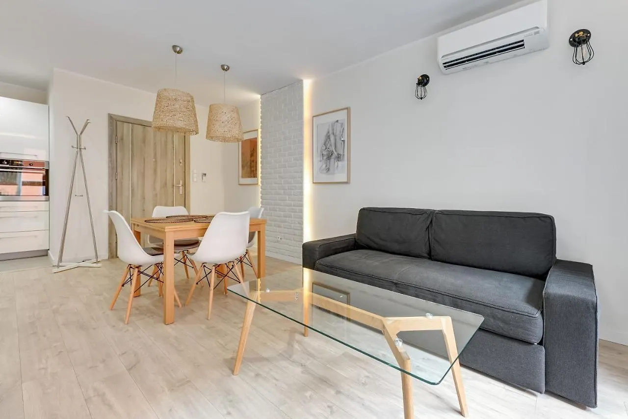 Downtown Apartments Aura II Γκντανσκ